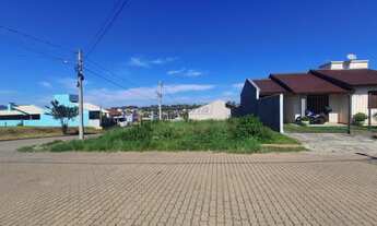 Imagem 2: Lote de Esquina com 253,7 m² no Tranquilo Bairro Santa Rita