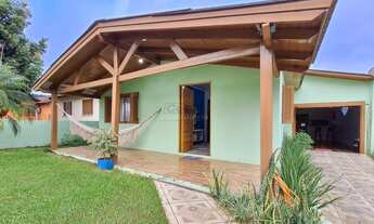 Imagem: Casa com Piscina em Capela de Santana