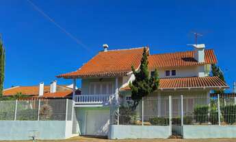 Imagem: Casa de Alvenaria à Venda no Bairro Centenário
