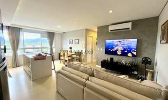 Imagem 2: Apartamento com 3 dormitórios à venda, 74m² por R$ 690.000,00 - Glória - Joinville/SC