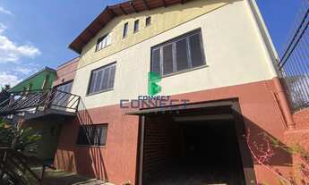 Imagem: Casa com 5 Dormitorio(s) localizado(a) no