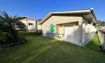 Imagem: Casa com 3 Dormitorio(s) localizado(a) no