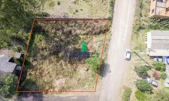 Imagem: Terreno com 4 Dormitorio(s) localizado(a)