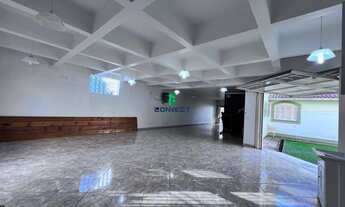 Imagem: Casa com 4 dormitórios sendo um suíte