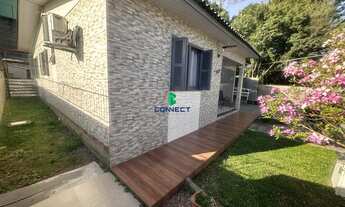 Imagem: Casa com amplo pátio