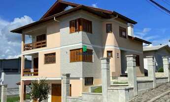 Imagem 1: Casa São Luiz Casa com 4 dormitórios