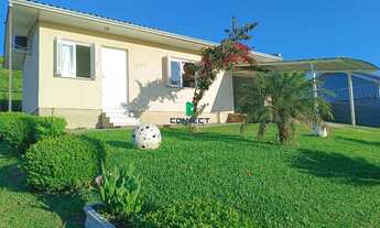 Imagem: Casa com lindo terreno, no bairro Belvedere!