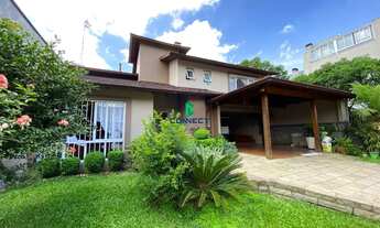 Imagem: Casa com 4 Dormitorio(s) localizado(a) no