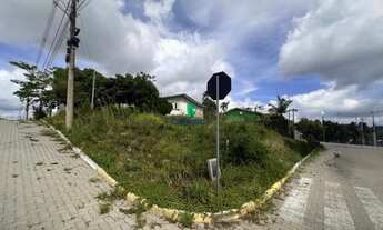 Imagem 3: Terreno de esquina, frente Norte