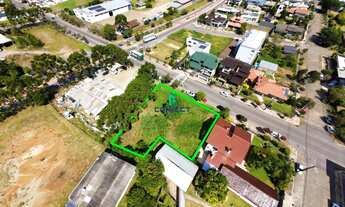 Imagem 4: AMPLO TERRENO NA PRINCIPAL RUA DA CIDADE!