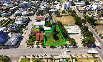 Imagem: AMPLO TERRENO NA PRINCIPAL RUA DA CIDADE!