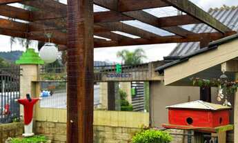 Imagem 3: Casa com QUIOSQUE e PISCINA no bairro 1º de Maio