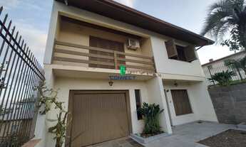 Imagem 3: Belíssima Casa de Esquina no Bairro Primeiro de Maio