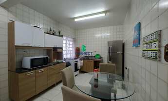 Imagem 7: Belíssima Casa de Esquina no Bairro Primeiro de Maio