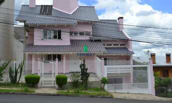 Imagem: Bela e ampla residência, com piscina, muito