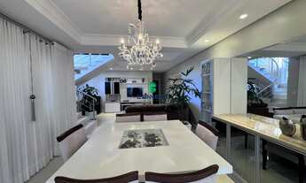 Imagem: Casa de esquina MOBILIADA no Bairro São