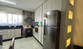 Imagem 4: Sobrado com Varanda em São Francisco, Farroupilha - Venda