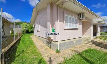 Imagem: Casa semimobiliada com churrasqueira em