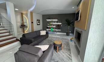 Imagem: Lindíssima e ampla casa no desejado loteamento