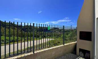 Imagem 6: Sobrado individual com excelente posição solar e vista livre!