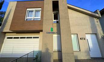 Imagem: Casa mobiliada com closet e lareira em Monte