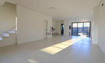 Imagem 2: Sobrado Amplo, 3 dormitórios, 1 suítes, 3 banheiro, 2 vagas na garagem