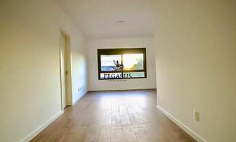 Imagem 7: Sobrado Amplo, 3 dormitórios, 1 suítes, 3 banheiro, 2 vagas na garagem