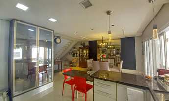 Imagem 5: Sobrado Belíssimo, 3 dormitórios, 1 suítes, 3 banheiro, 2 vagas na garagem, 251M² de Área