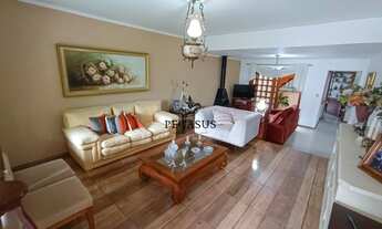 Imagem 5: Casa Maravilhosa, 4 dormitórios, 1 suítes, 4 banheiro, 2 vagas na garagem, 285M² de Área C