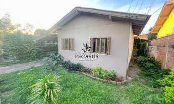 Imagem 2: 2 CASAS, 3 dormitórios, 2 banheiro, 2 vagas na garagem, 362M² de Área Construída