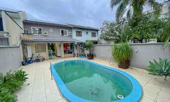 Imagem: Sobrado com Piscina