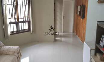 Imagem 7: PÁTIO AMPLO, 4 dormitórios, 1 suítes, 3 banheiro, 2 vagas na garagem, 389M² de Área Constr