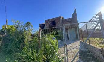 Imagem 2: Construção Inacabada, 5 dormitórios, 1 suítes, 5 banheiro, 2 vagas na garagem, 341M² de Ár