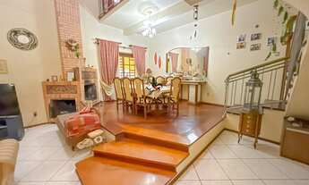 Imagem: Casa Ampla com 455m² Morro do Espelho