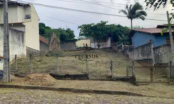 Imagem 2: Terreno Aclive, 476M² de Área Total