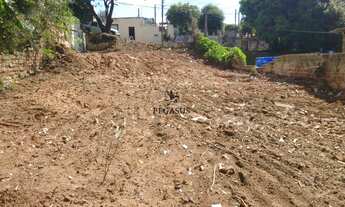 Imagem: Terreno Declive, 385M² de Área Total