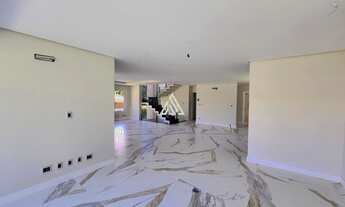 Imagem 6: Casa NOVA espetacular a venda em Canela com 5 suítes