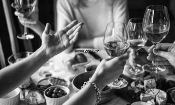 Imagem 4: Normandie, 3 dormitórios, 1 suítes, 5 banheiro, 3 vagas na garagem, 173M² de Área Construí