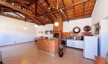 Imagem: Linda casa com 4 dorm/1 suíte Barreirinha