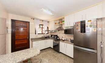 Imagem 3: Linda casa com 4 dorm/1 suíte Barreirinha