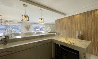 Imagem 7: Cobertura Exclusiva no Edifício London Square – Viva o Centro de Gramado com Sofisticação