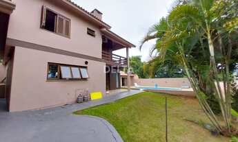 Imagem 5: Casa no Vila Nova com Amplo Terreno e Piscina