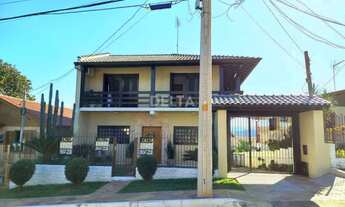 Imagem: Ampla Casa Bem localizada e com Vista no