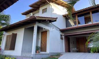 Imagem: Casa à venda. Com 03 dormitórios. Bairro