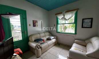 Imagem 3: Casa no bairro Primavera com fácil acesso ao centro e amplo pátio!