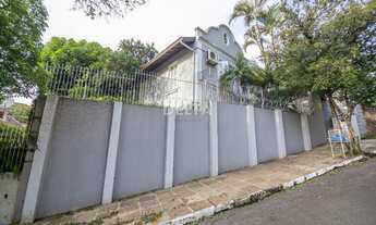 Imagem 1: Casa à venda com 5 dormitórios no bairro Hamburgo Velho em Novo Hamburgo