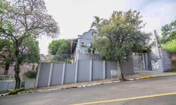 Imagem 2: Casa à venda com 5 dormitórios no bairro Hamburgo Velho em Novo Hamburgo