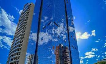 Imagem 2: Apartamento diferenciado, com 3 suítes, sendo 1 master e 5 vagas de garagem - Centro - No