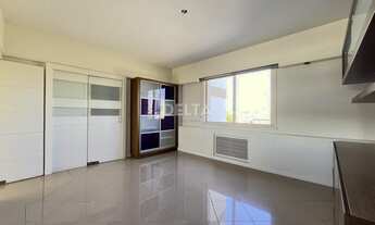 Imagem 7: Apartamento com 3 dormitórios, sendo 01 suíte, 2 vagas cobertas, 189m² privativos, no bair