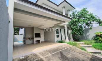 Imagem: Casa com 3 quartos e piscina, no bairro